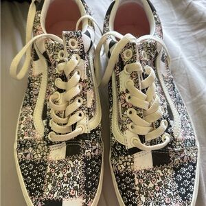 Vans Floral Patchwork Women's Sneakers worn once if at all